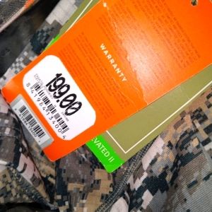 Sitka fanatic medium hoody nwt